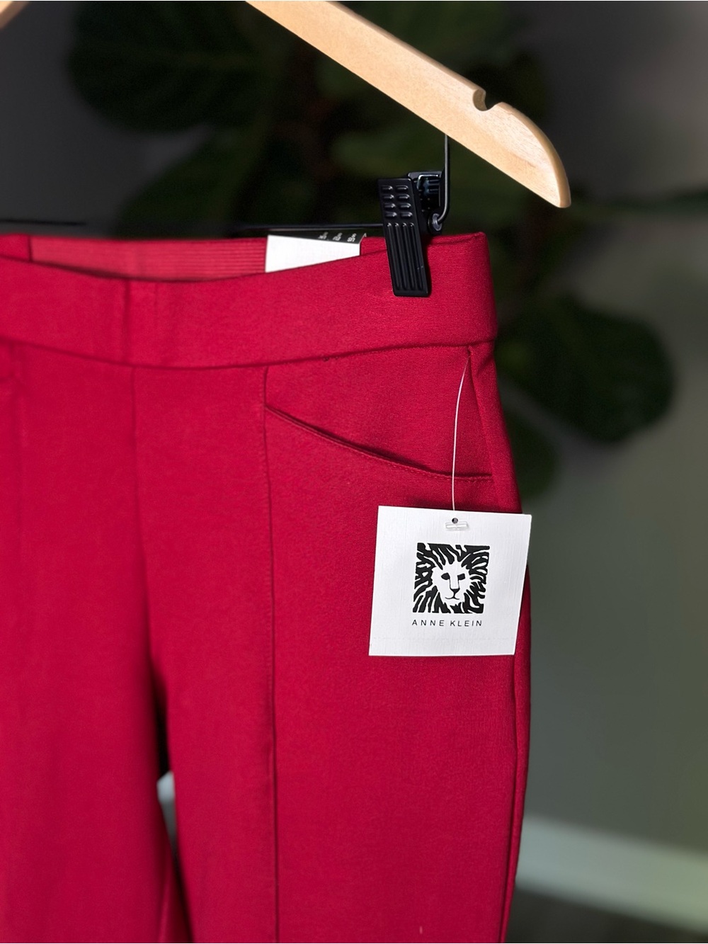 NWT Anne Klein Slim Ankle Small Pants - Deep Red, Burgundy